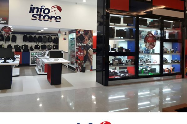 Imagem mostra a loja da Info Store.